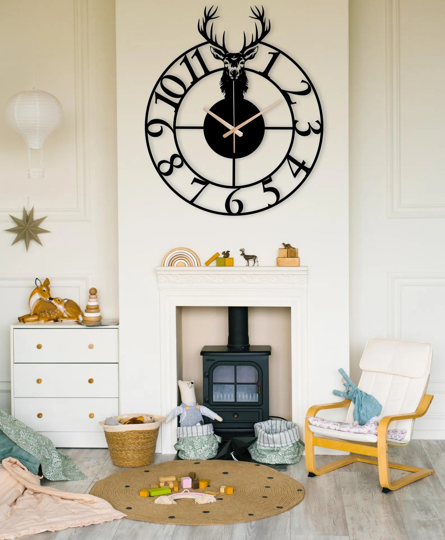 Deer Silhouette Metal Wall Clock – Rustic Farmhouse Style Timepiece for Nature-Inspired Spaces
