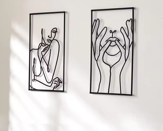 Modern Woman Silhouette – Elegant Metal Wall Hanging for Home & Office